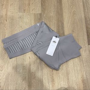 ALO Yoga Motto Legging M NWT